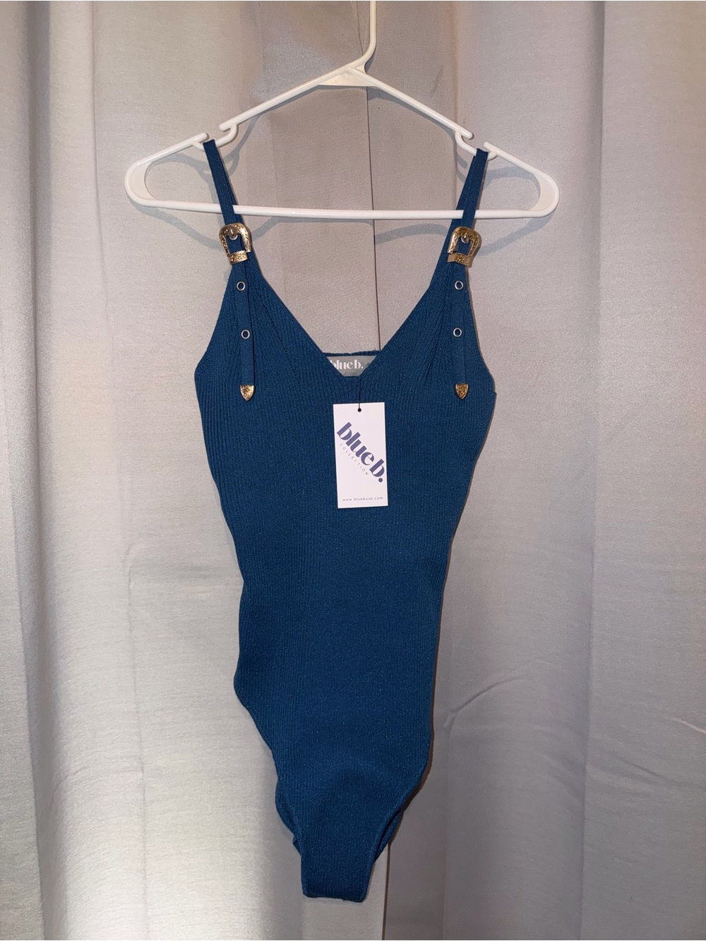 BlueB Collection Ribbed Bodysuit with Decorative Buckles - NWT - Picture 2 of 3